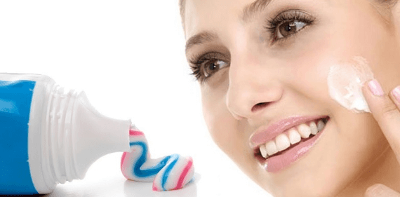 Lựa chọn kem đánh răng để trị mụn hiệu quả