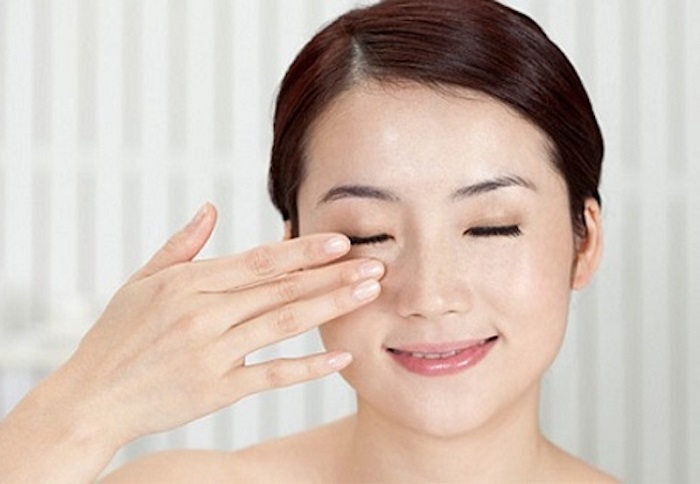 Massage trị thâm quầng mắt Thủ Đức Quận 9
