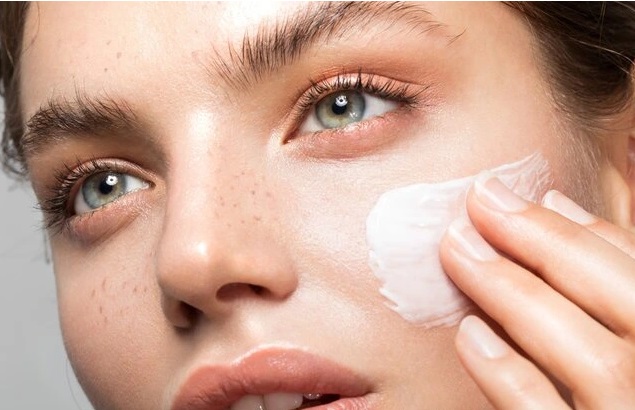 Nám da tuổi trung niên